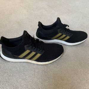 Men’s Size 14 Ultraboost DNA Running Shoe